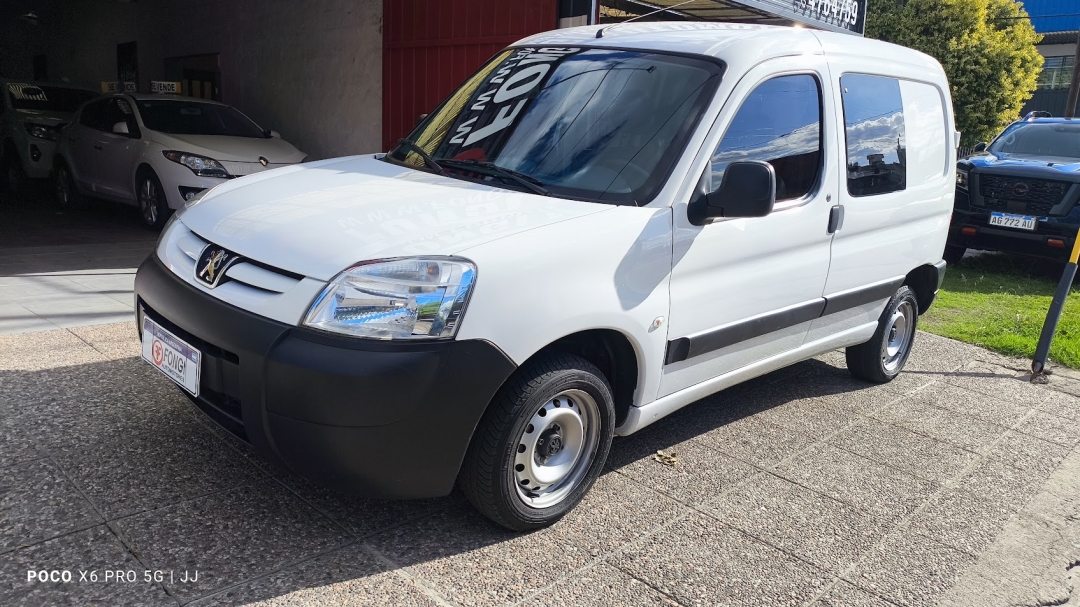 Peugeot Partner 1.6 HDI 5AS 2021