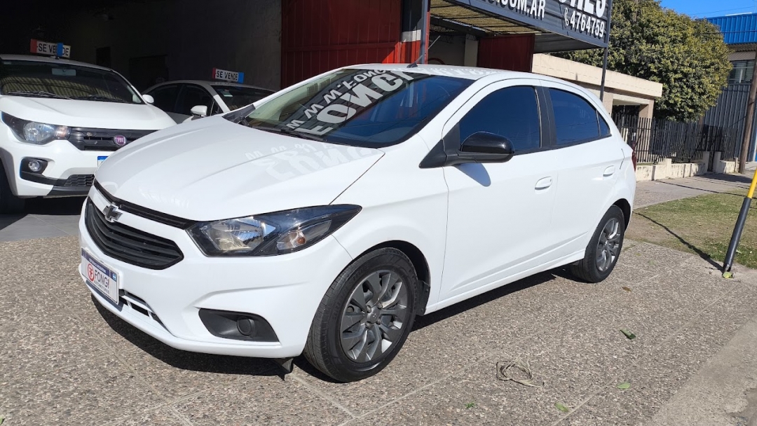 Chevrolet Onix 1.4 Joy Black 2019